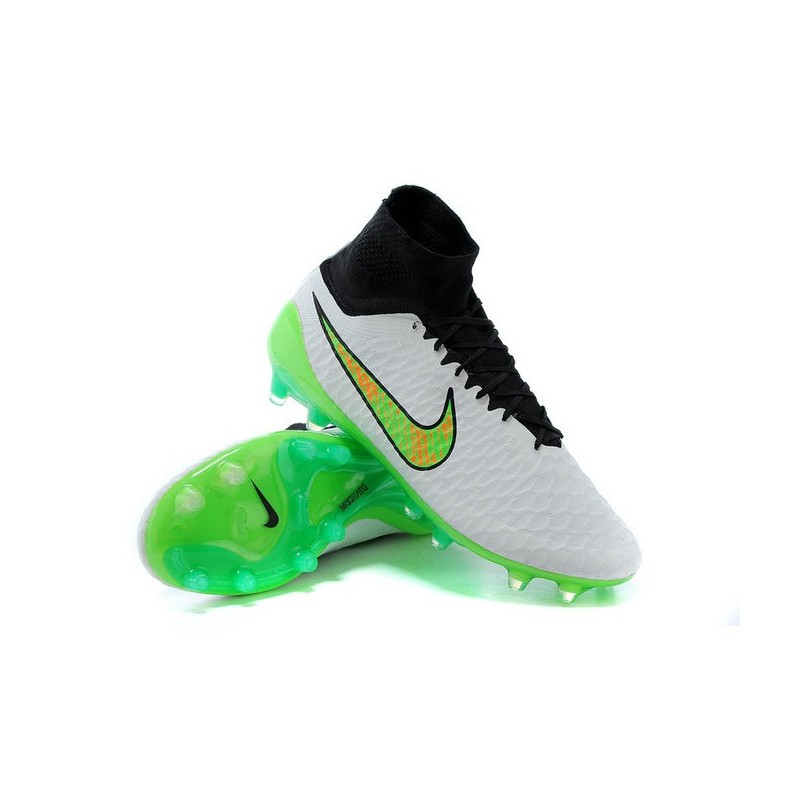 Nike Magistax Proximo IC Men's Indoor Soccer Shoe 718358