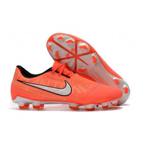 New Nike Phantom Venom Elite FG Cleat